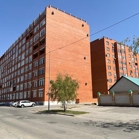 Lux Аппартаменты Smart #2 Pavlodar Exterior foto